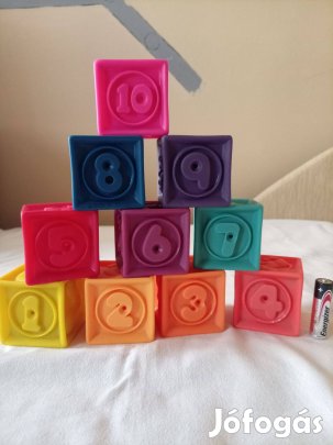B. Toys puha építőkockák babáknak