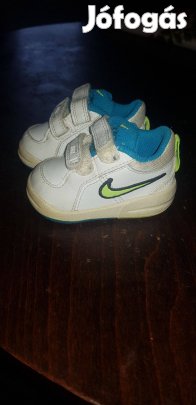 Baba Nike cipő