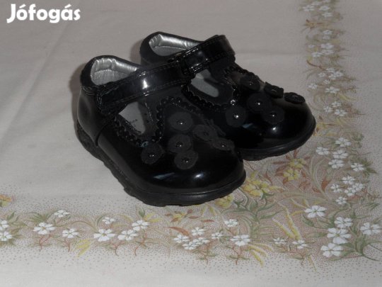 Baba lakcipő, ünneplő cipő ( 19-es )