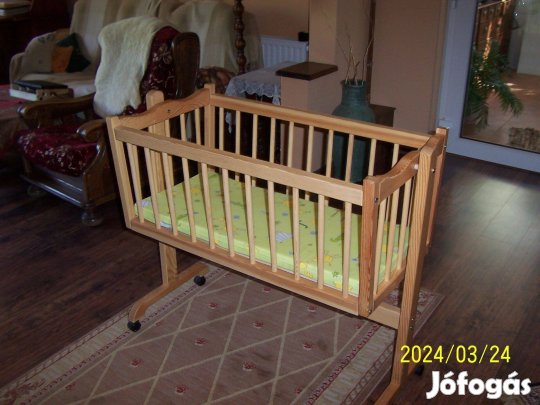 Babaágy eladó! Normál jó állapotban, matraccal