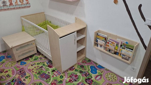Babaágy és gyerekágy eladó szekrénnyel is!
