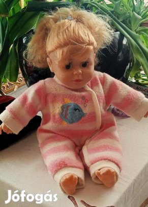 Babák: különböző méretű, anyagú, típusú