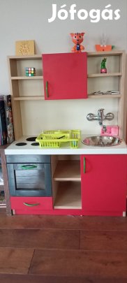 Babakonyha eladó 