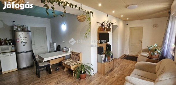 Babarci 89 nm-es ház eladó