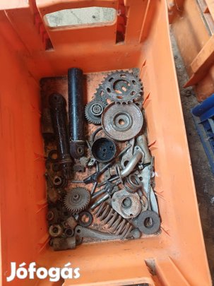 Babatta alkatrész 4.