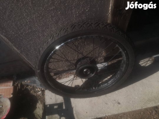 Babetta 210 es első kerék 