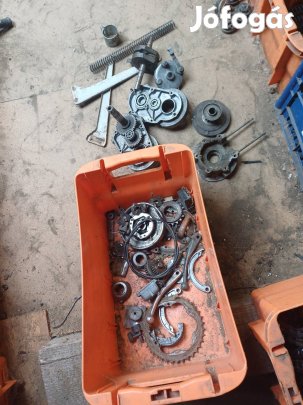 Babetta alkatrész 1.