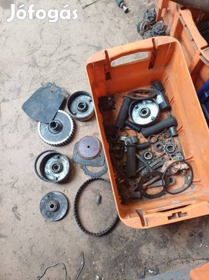 Babetta alkatrész 2.