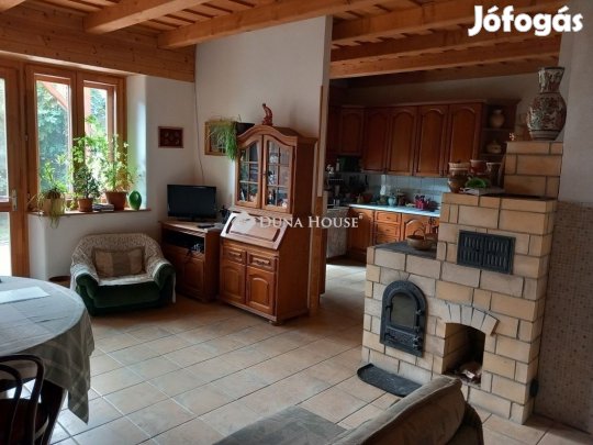 Bábonymegyeri 180 nm-es ház eladó