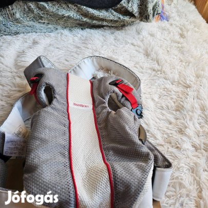 Babybjörn Mini kenguru babahordozó teljesen új
