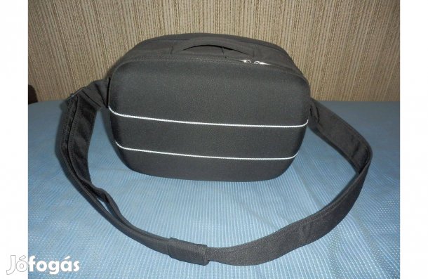 Babybjörn baba-mama táska új állapotban