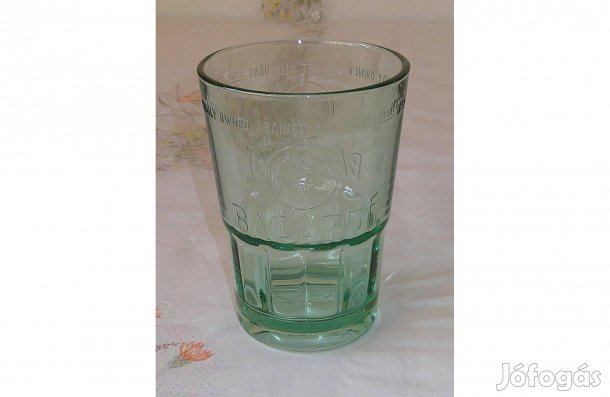 Bacardi üveg pohár