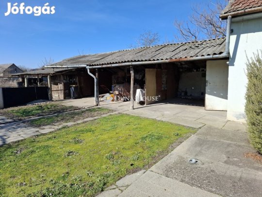 Bácsalmási 100 nm-es ház eladó