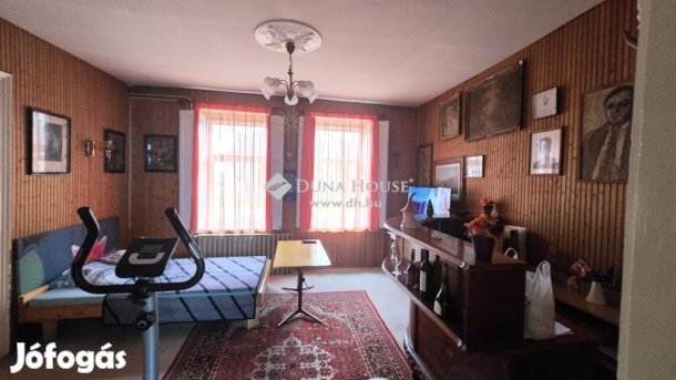 Bácsalmási 95 nm-es ház eladó