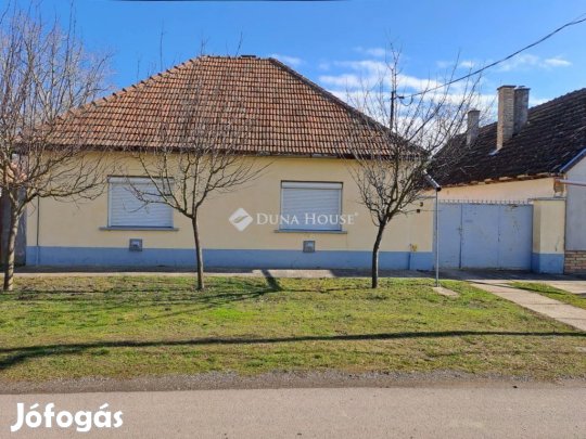 Bácsbokodi eladó 87 nm-es ház