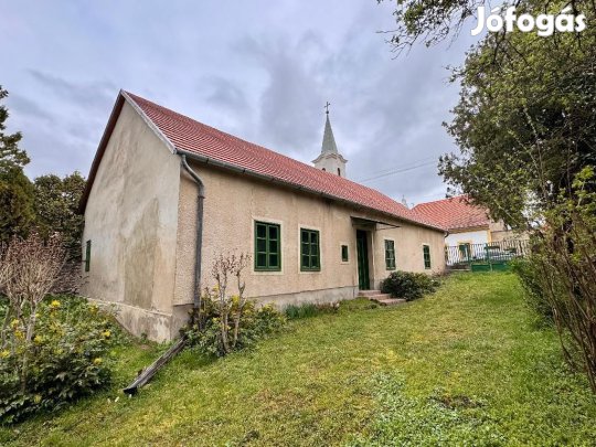 Badacsonytördemici 130 nm-es ház eladó