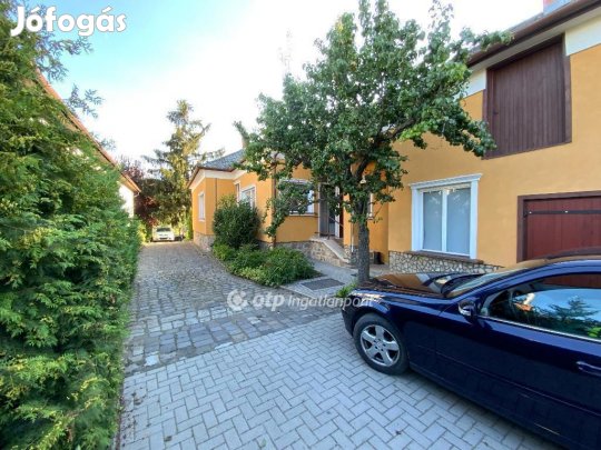 Bagi eladó 148 nm-es ház