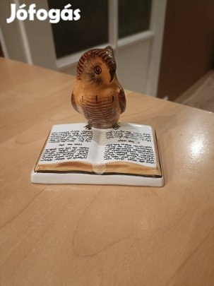 Bagoly keramia könnyvvel