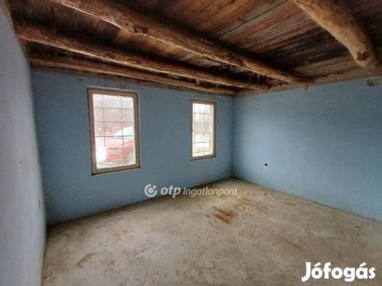 Bajai eladó 48 nm-es ház