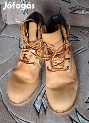 Bakancs Egerben eladó