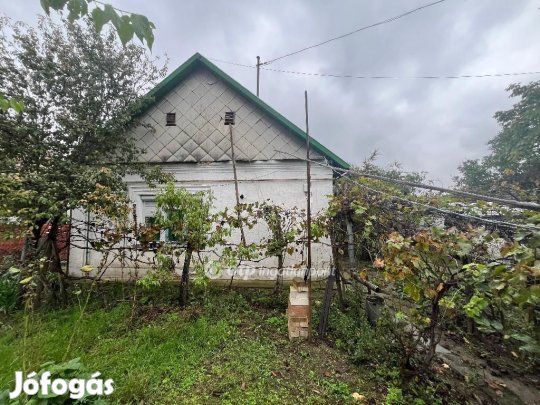 Bakonszegi eladó 60 nm-es ház