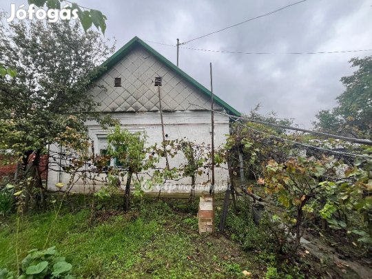 Bakonszegi eladó 60 nm-es ház