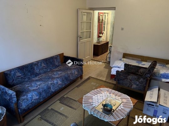 Bakonycsernye, 3 szobás családiház eladó