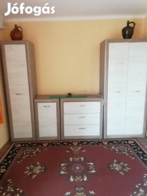 Bakonyi 4 részből álló nappali bútor eladó