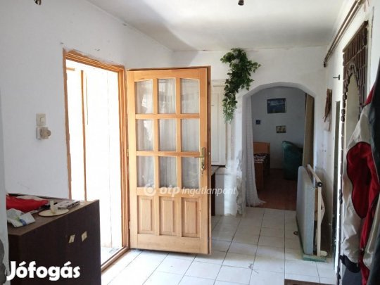 Bakonyjákói eladó 78 nm-es ház