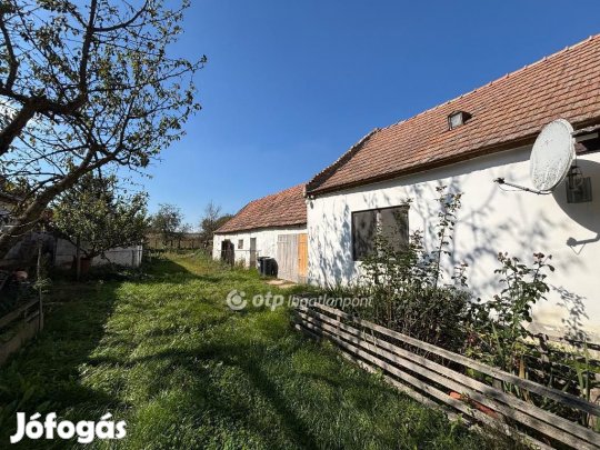 Bakonysági eladó 97 nm-es ház