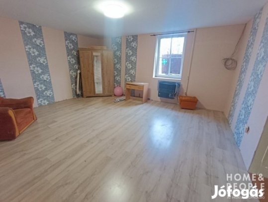 Baksi 3 szobás ház!