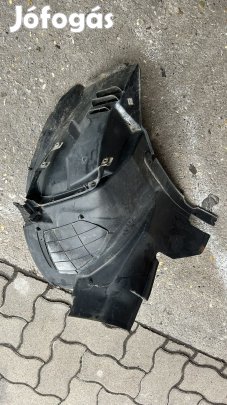 Bal első dobbetét A4146900030 eladó