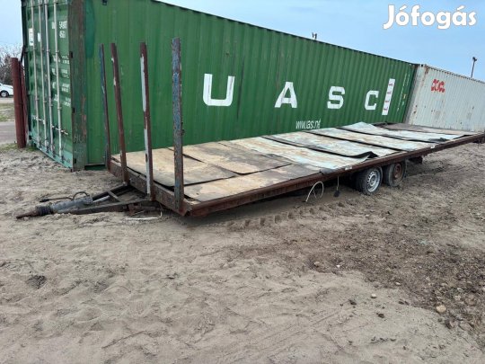 Bálaszállító pótkocsi