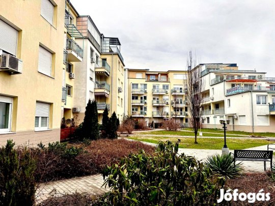 Balaton utcai lakás eladó!