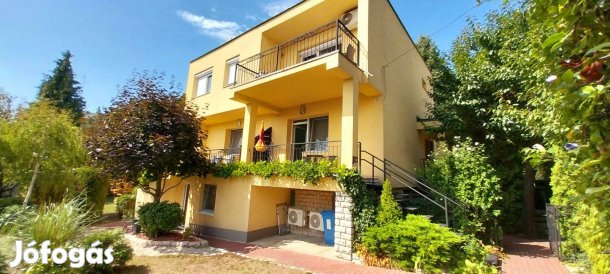 Balatonalmádiban 300m a vízparttól 2-3-4fős apartmanok Last minute ár