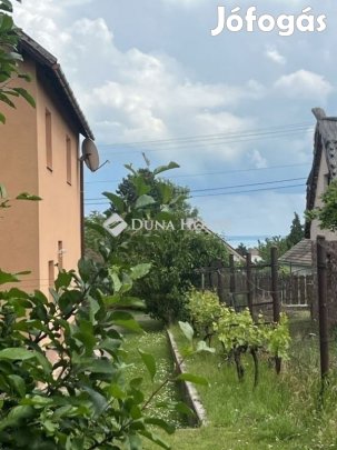 Balatonalmádii eladó 145 nm-es ház