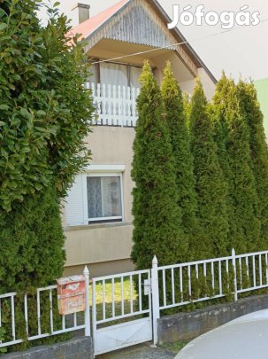 Balatonberényben tulajdonostól nyaraló eladó!