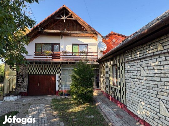 Balatonbogláron családi ház eladó