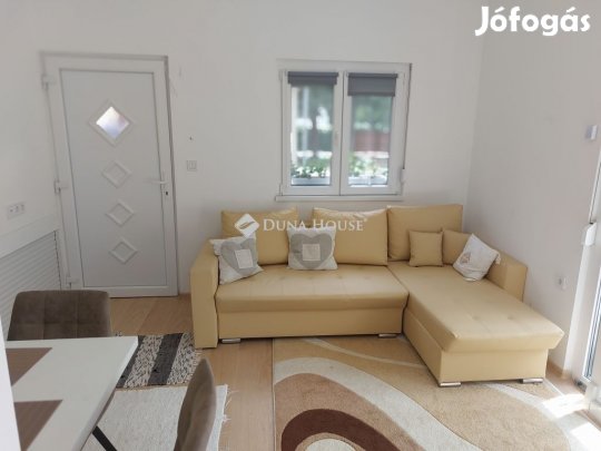 Balatonfenyvesi 40 nm-es ház eladó