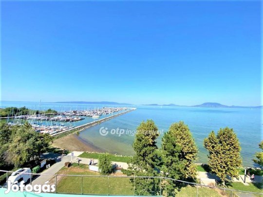 Balatonfenyvesi eladó 51 nm-es lakás