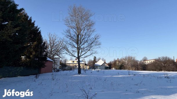 Balatonfőkajár csendes utcájában építési telek eladó