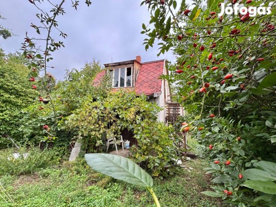 Balatonfüreden zártkerti ingatlan eladó!