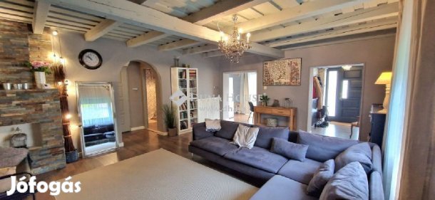 Balatonfüredi 133 nm-es ház eladó