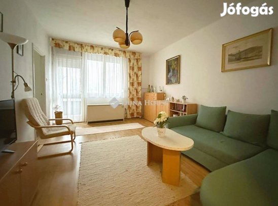 Balatonfüredi 51 nm-es lakás eladó