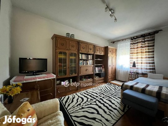 Balatonfüredi eladó 74 nm-es lakás