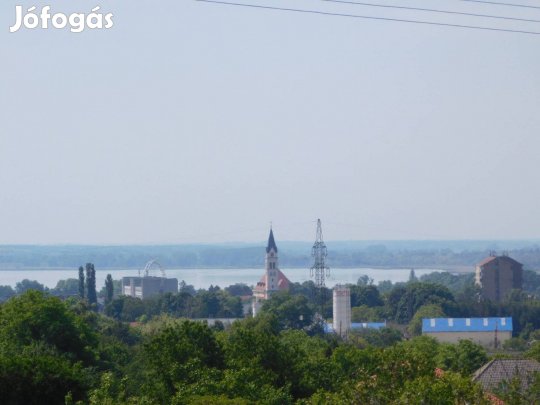 Balatoni panorámás telek eladó