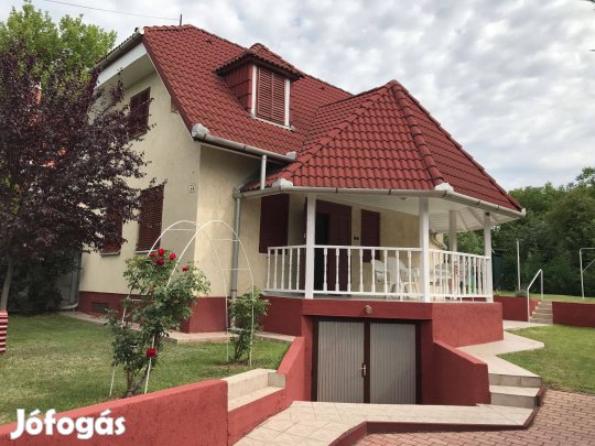 Balatonszepezden, balatoni panorámás ingatlan eladó