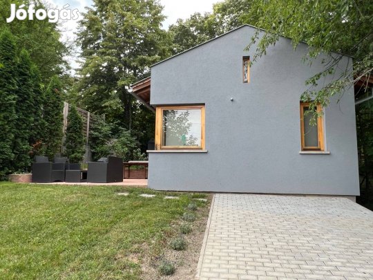 Balatonvilágoson ház kiadó