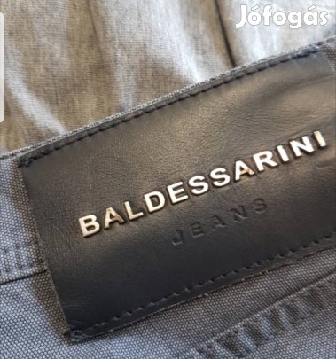 Baldessarini férfi nadrág 31 es méret