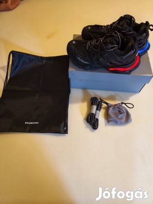 Balenciaga track led